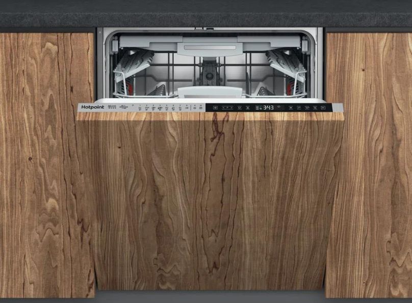 1000015180 Hotpoint HIP4O539WLEGTUK Fully Integrated Standard Dishwasher - Stainless Steel Effect Control Panel